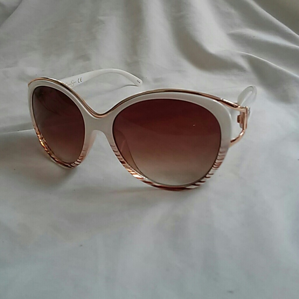 Jessica Simpson Sunglasses